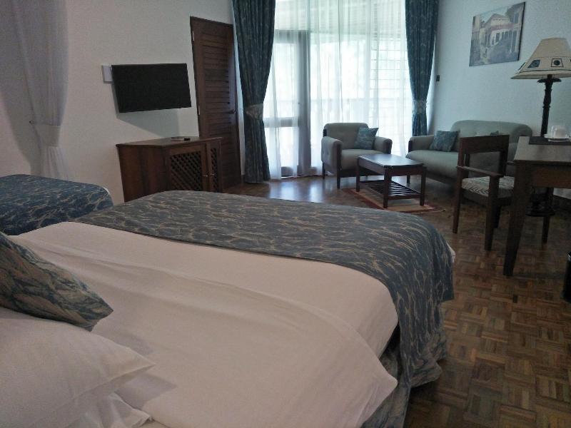 Travellers Beach Hotel & Club image