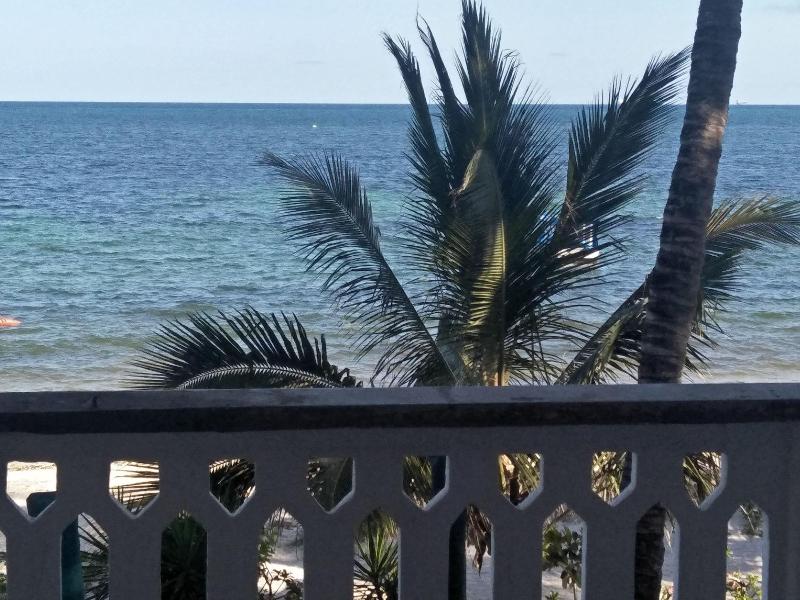 Travellers Beach Hotel & Club image