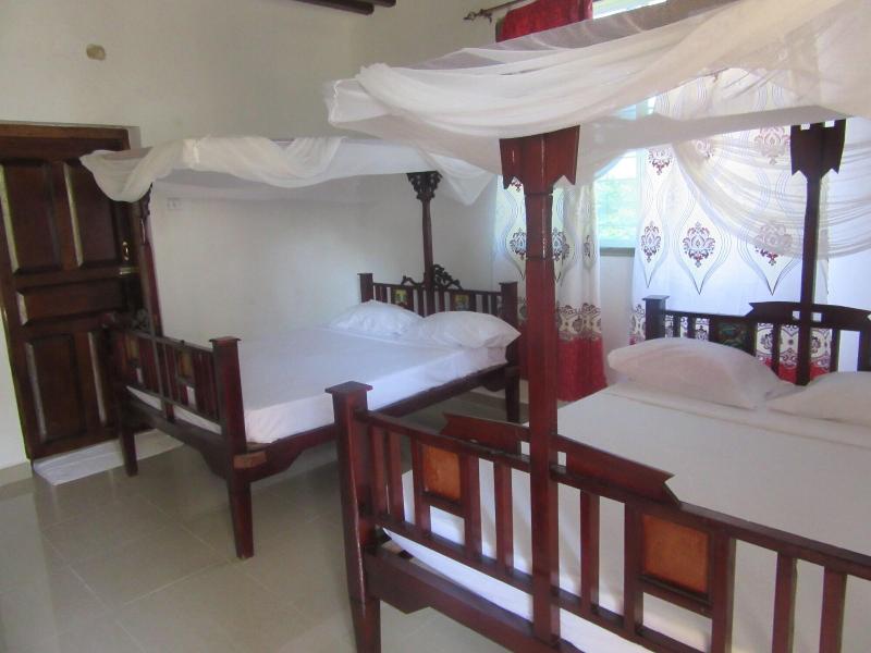 Baraka Beach Bungalows image