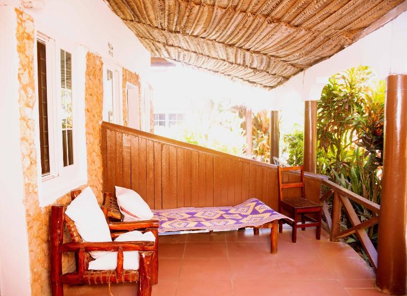 Baraka Beach Bungalows image