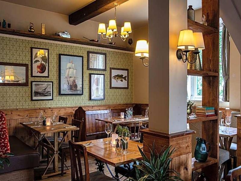 Three Tuns image