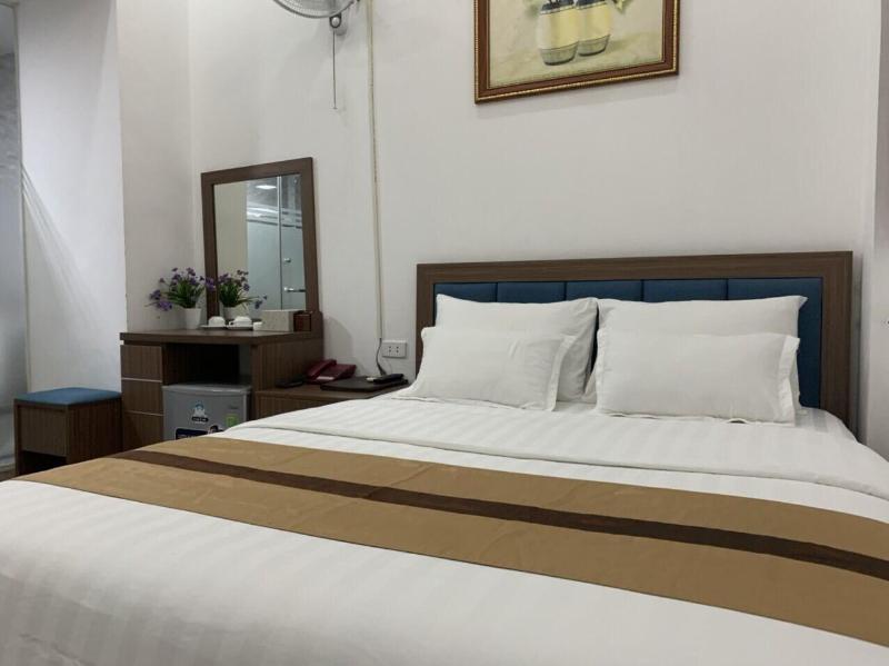 Duc Long Hotel image