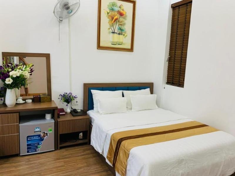 Duc Long Hotel image