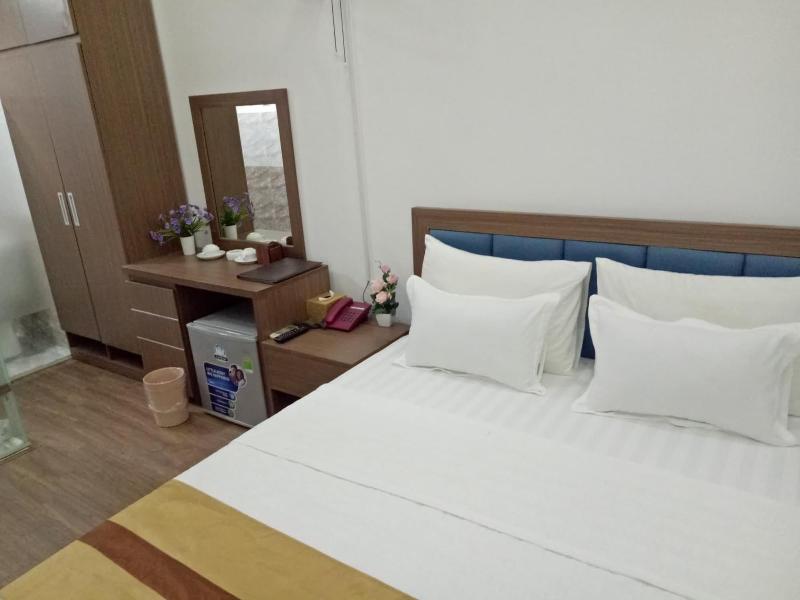 Duc Long Hotel image