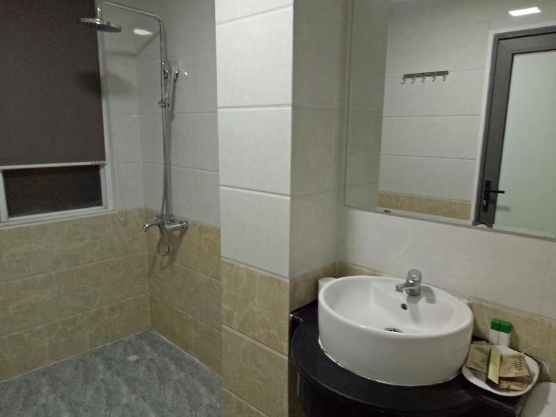 Duc Long Hotel image