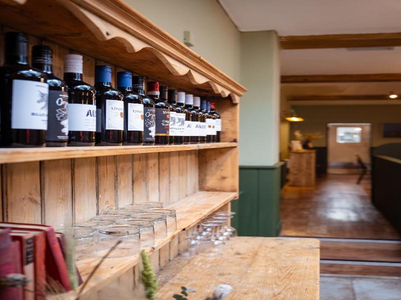 The Clothiers Arms image