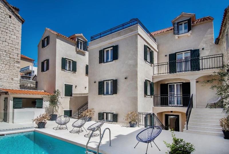 Sperone Luxury Accommodation image