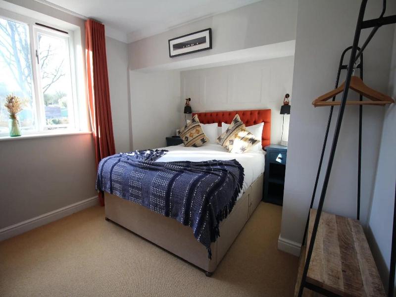 The Nags Head image