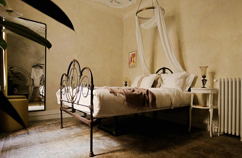 Shila Athens image