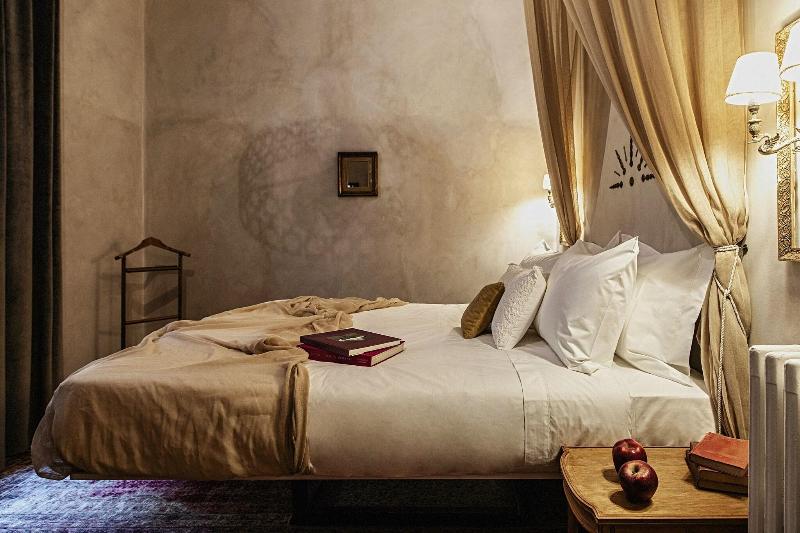 Shila Athens image