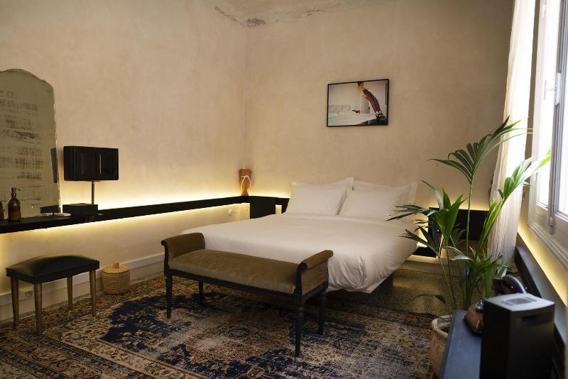 Shila Athens image
