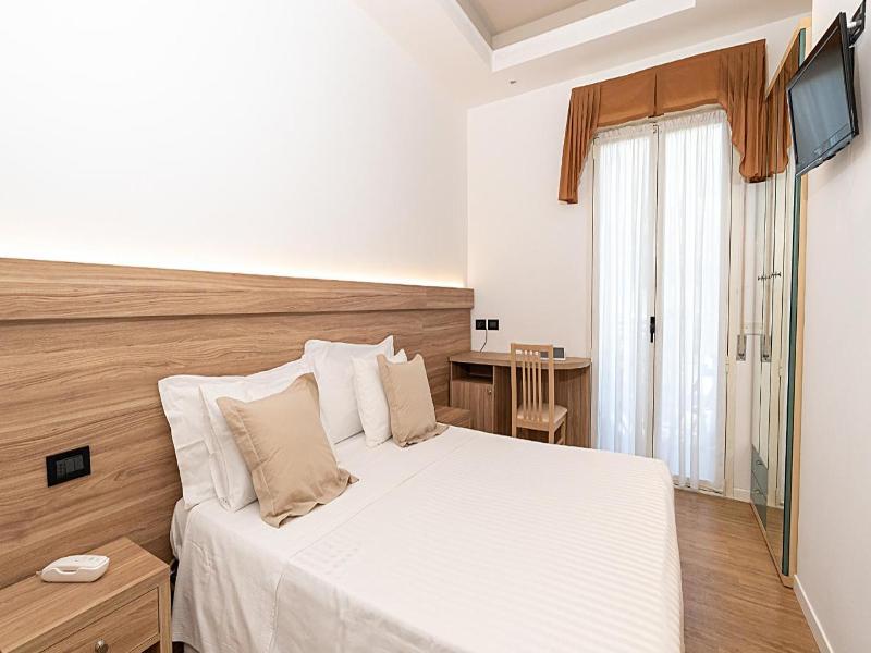 Hotel Estense image