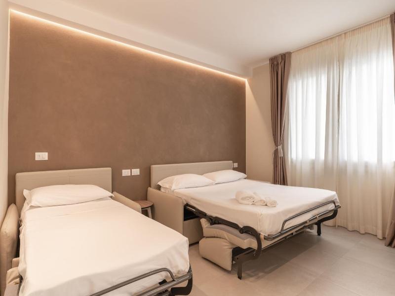Hotel Estense image