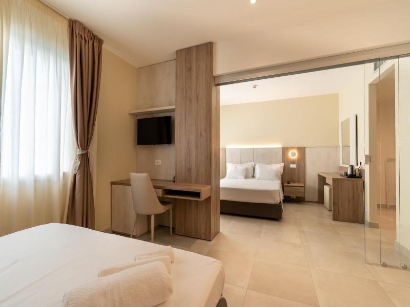Hotel Estense image