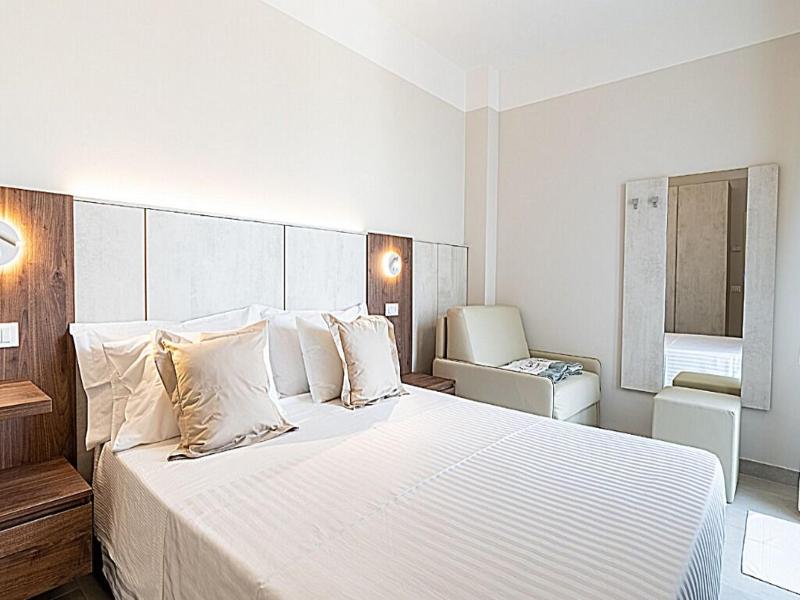 Hotel Estense image