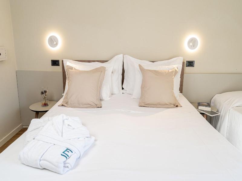 Hotel Estense image