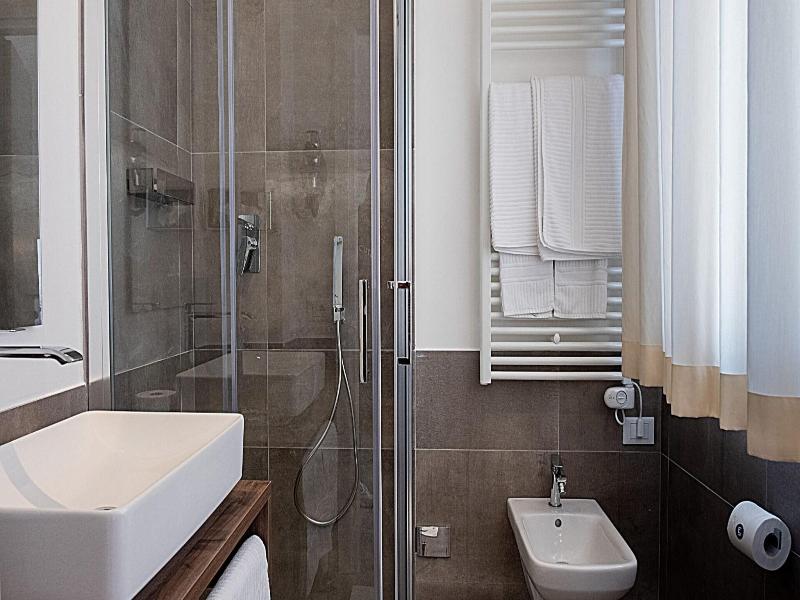 Hotel Estense image