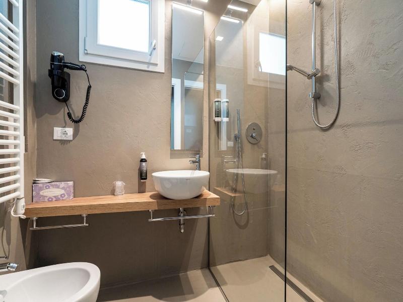 Hotel Estense image