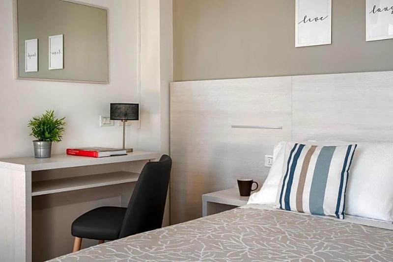 Club Hotel image