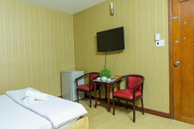 Long Son Hotel image