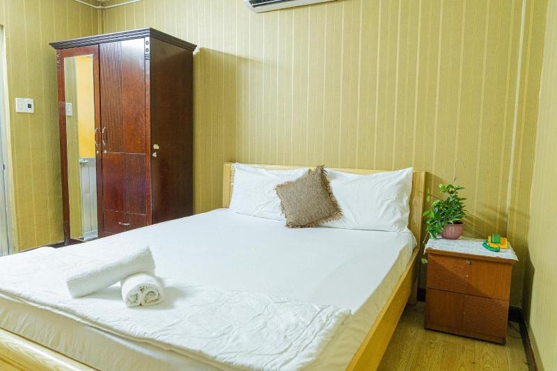 Long Son Hotel image