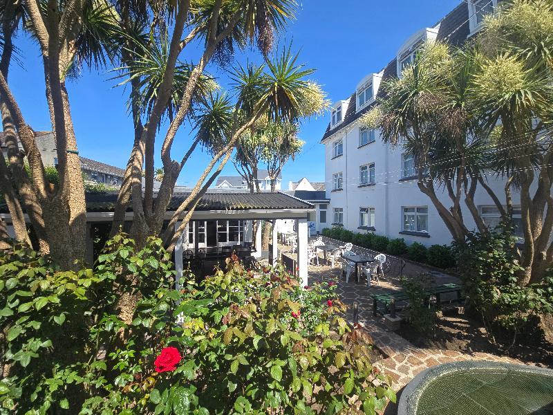 Norfolk Hotel