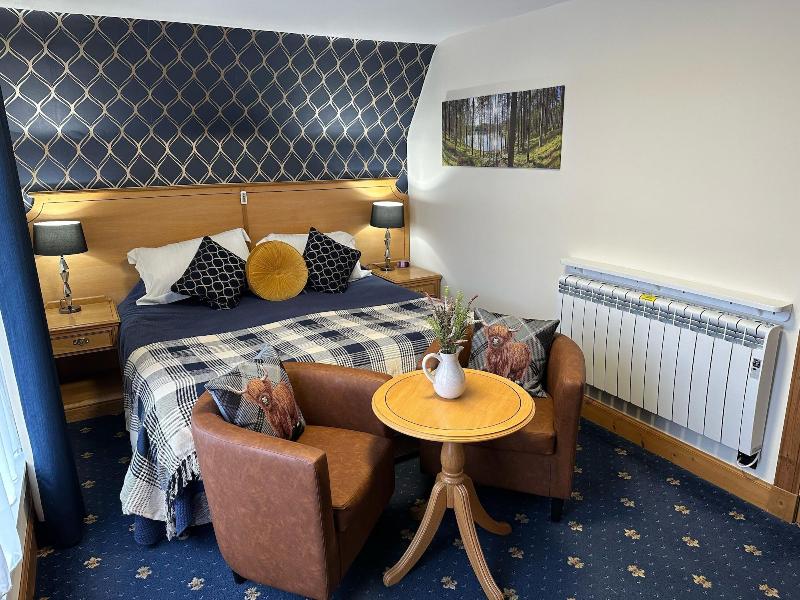The Glen Hotel image