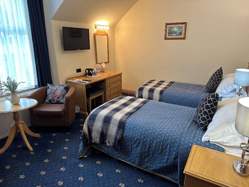 The Glen Hotel image