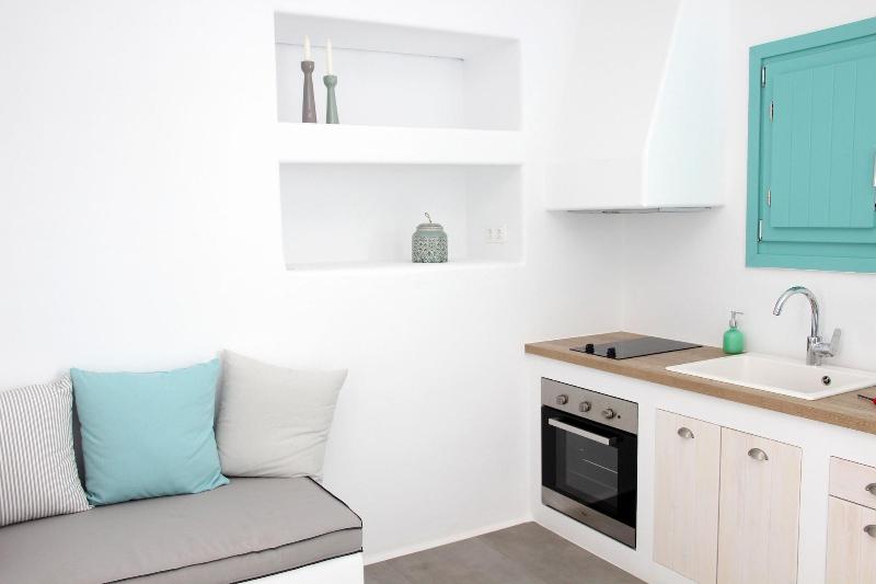 Ploes Seaside Houses - Image 9