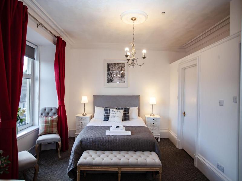 The Courie Inn image