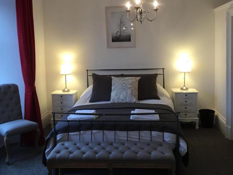 The Courie Inn image