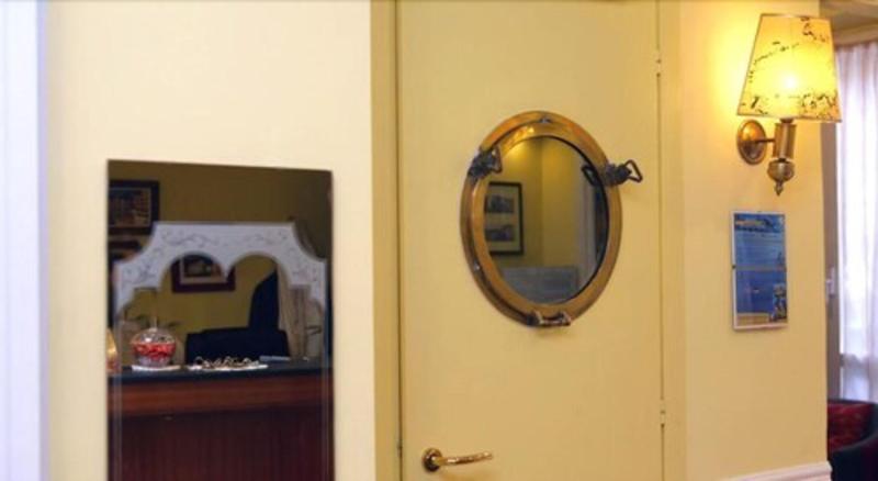 Hotel La Camogliese image