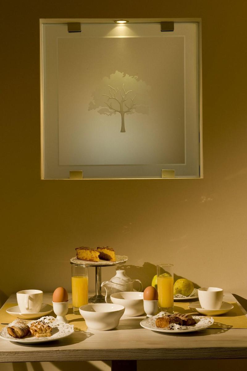 Hotel Noce image