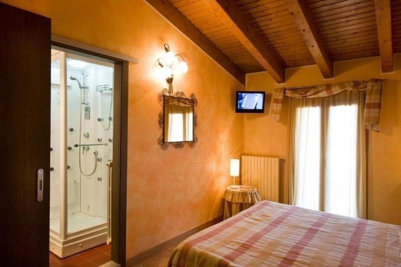 Hotel Noce image