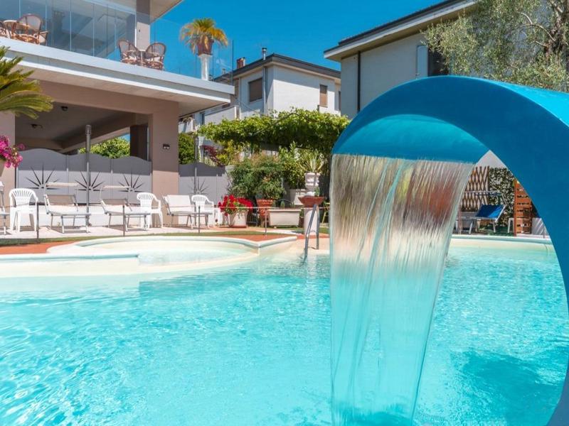 Hotel Benaco A Sirmione image