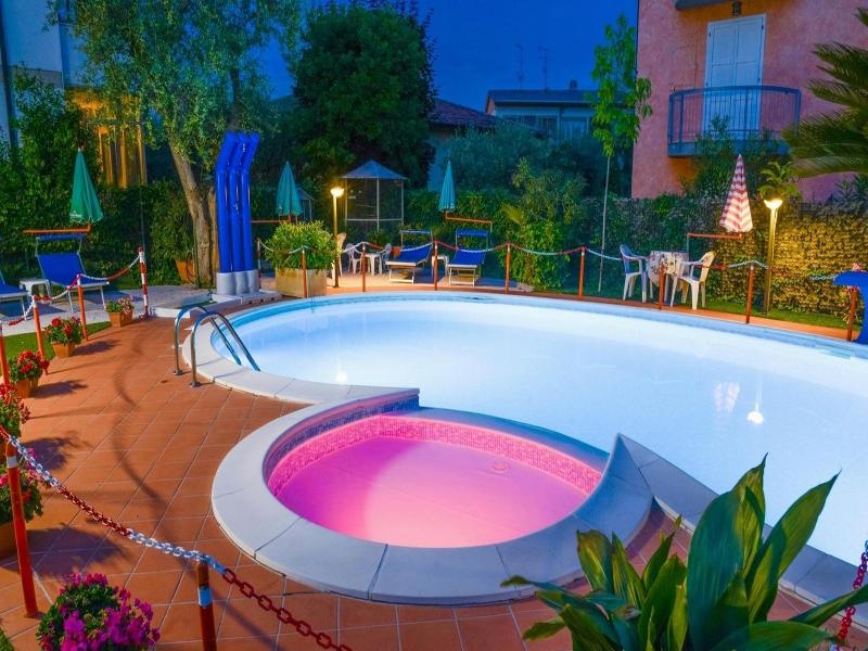 Hotel Benaco A Sirmione image
