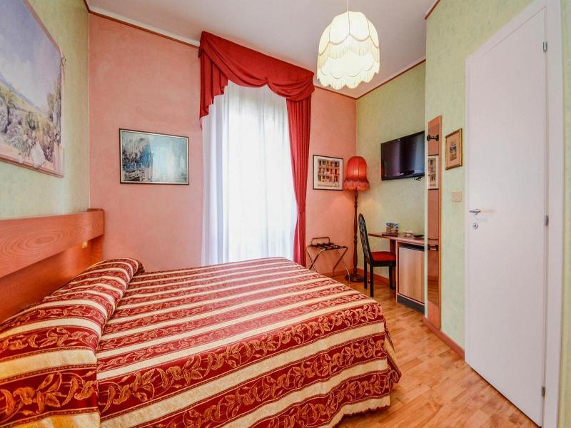 Hotel Benaco A Sirmione image