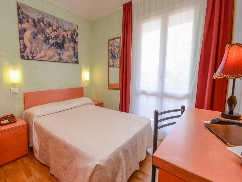 Hotel Benaco A Sirmione image