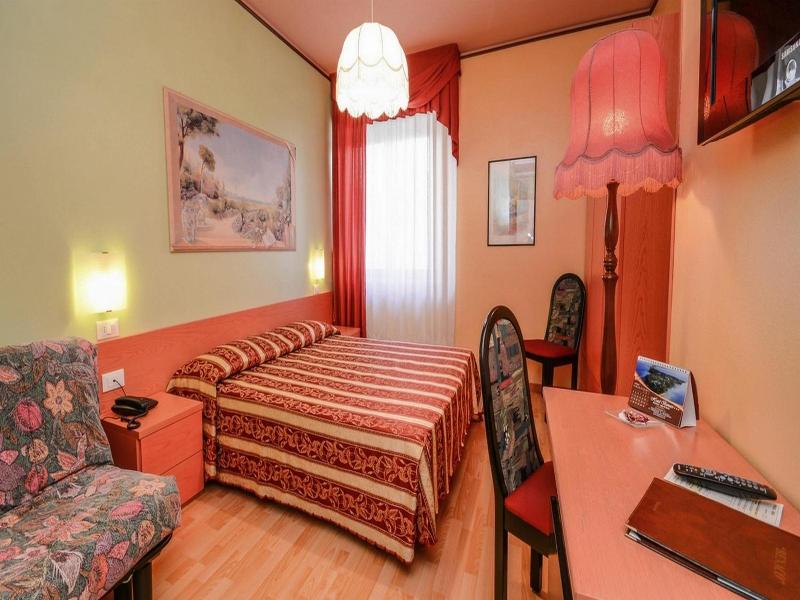 Hotel Benaco A Sirmione image