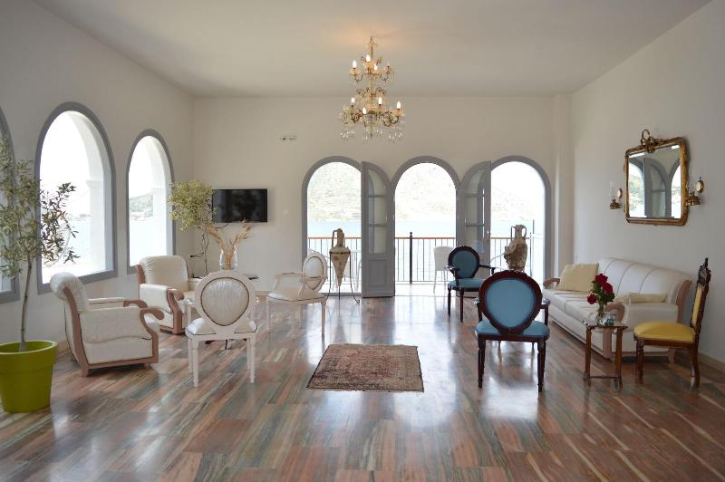 Masouriblu Hotel image
