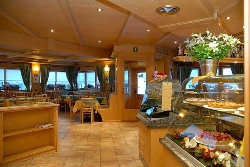 Hotel Sport image