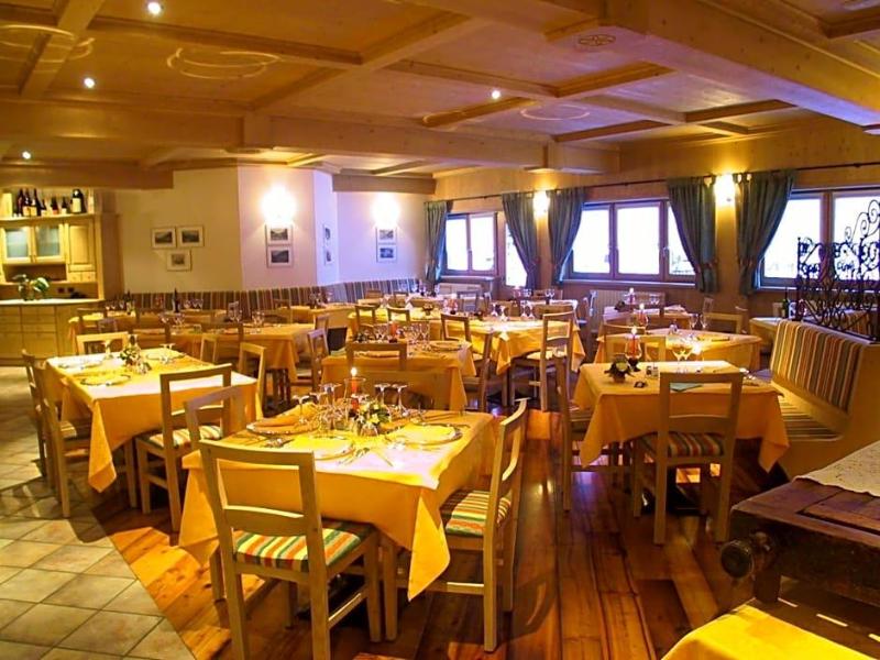 Hotel Sport image