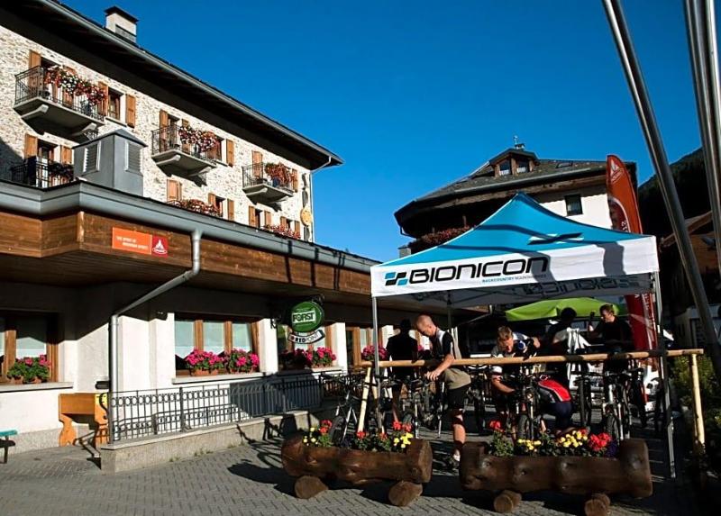 Hotel Sport image