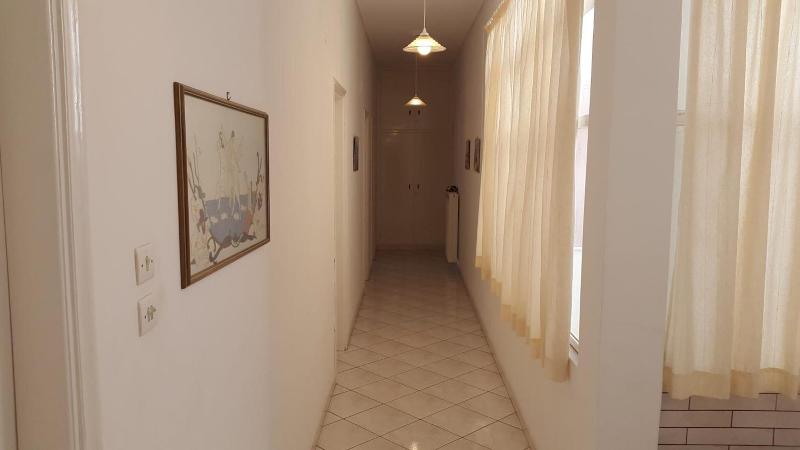 Epic Rooms image