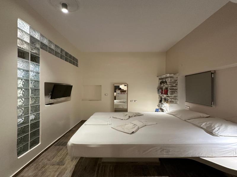 Afrodite Hotel image