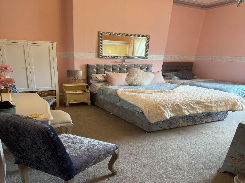 Albemarle Hotel image