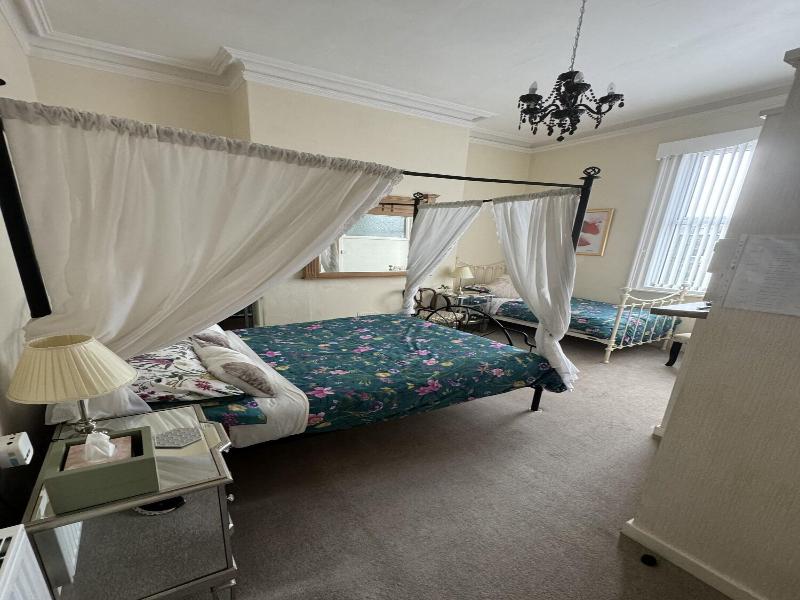 Albemarle Hotel image