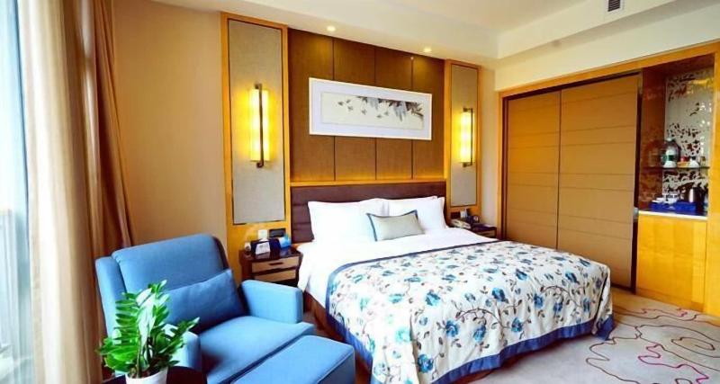 Yun-zen Lotus Hotel image