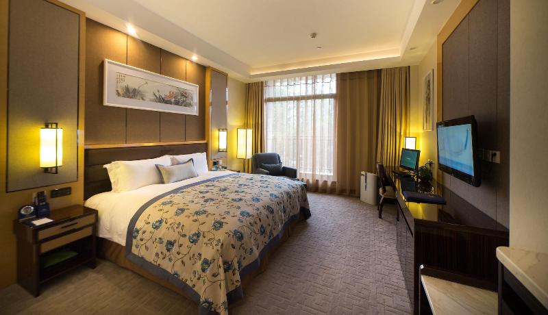 Yun-zen Lotus Hotel image