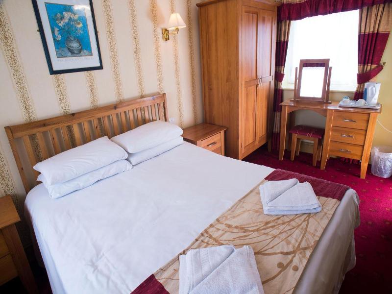 Relaxinnz The Highwayman Inn image